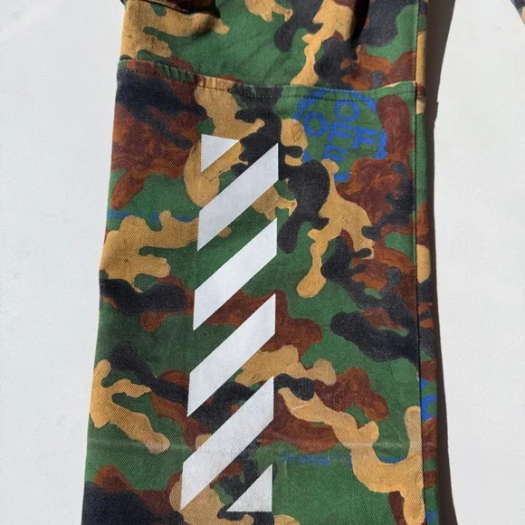 $505 Off White Kids Boys Camo Camouflage Print Khaki Cargo Pants Trousers Size 6